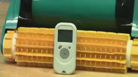 Dolphin Dynamic Robotic Pool Cleaner